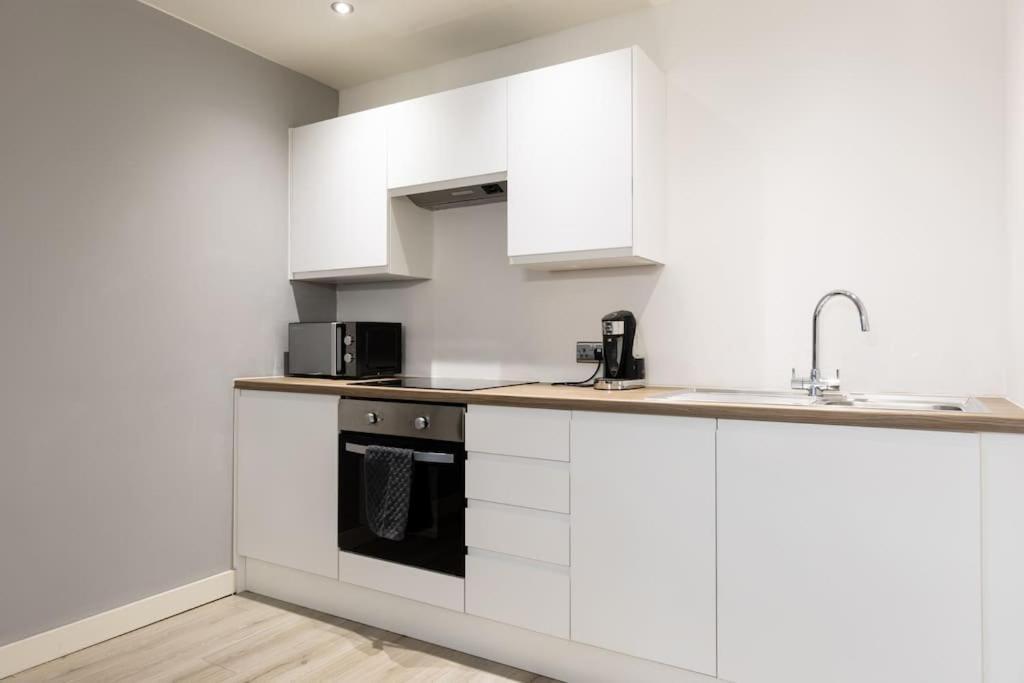2 Bed Apartment With Pool Table Bradford  Exteriér fotografie